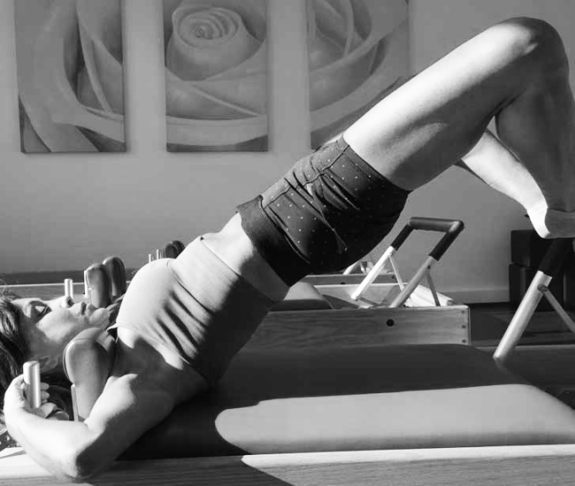 Véronique MARTOS Pilates sur Machines Pilates Paris
