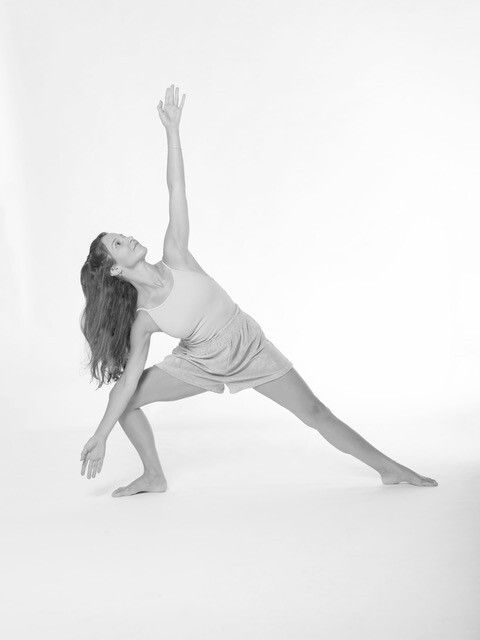 Rebecca DAHROUGE barre au sol 